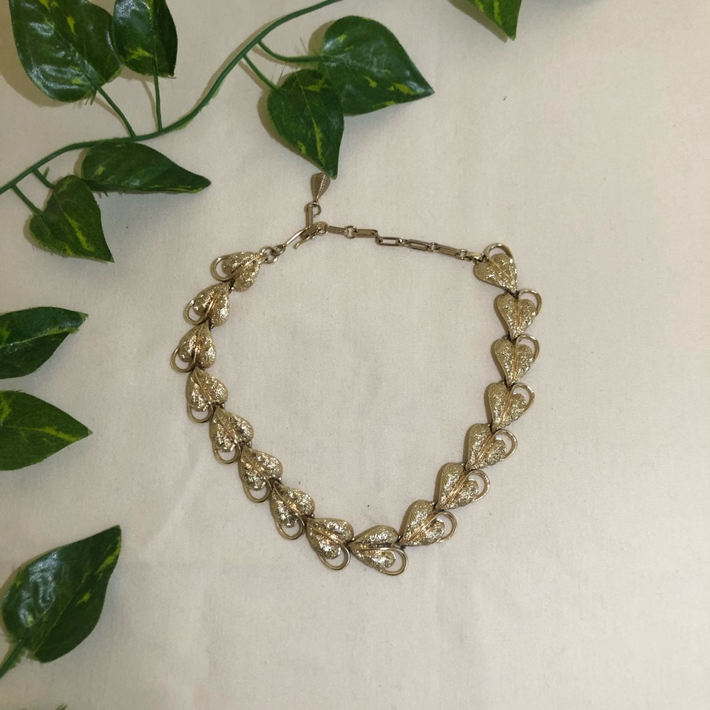 Vintage Leaf Chocker Necklace